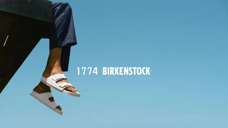 أحذية Birkenstock المفتوحة: تجربة جديدة من الفخامة مع مجموعة 1774