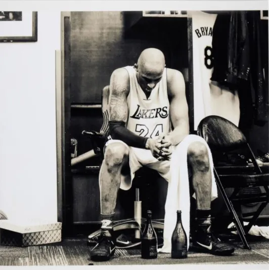 خزانة "كوبي براينت" للبيع في مزاد مقابل 1.5 مليون دولار