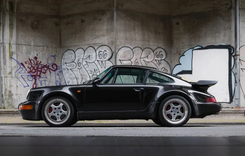 سيارة "Porsche 911 Turbo 3.6" للبيع بمزاد في ألمانيا