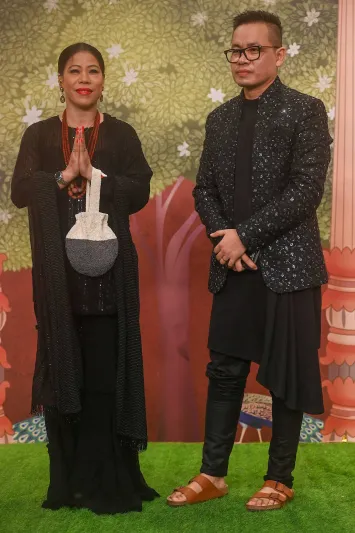 مراسم زفاف نجل أغنى رجل في آسيا تتواصل في بومباي