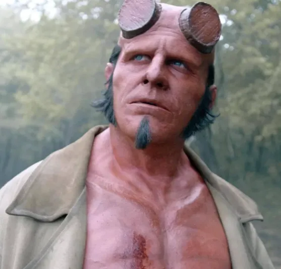 رعب وفانتازيا: Hellboy يواجه "The Crooked Man" في مغامرة جديدة (فيديو)