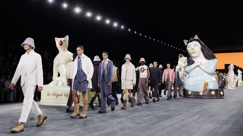 قبعات Bucket الصيفية للرجال.. أناقة مختلفة بعيدًا عن الطابع الرسمي