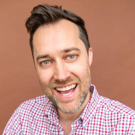 يربح مليون دولار من مطعمه دون أن يستقبل زبوناً واحداً!