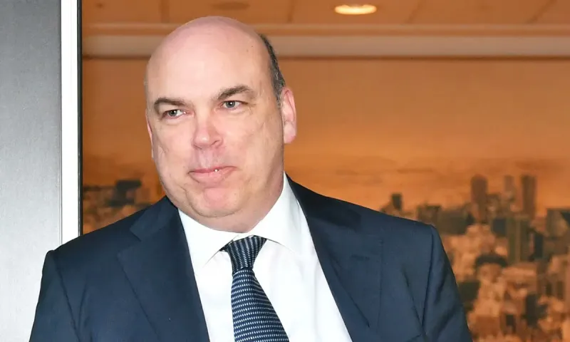 فقدان "بيل غيتس البريطاني" إثر غرق يخت قبالة "باليرمو"