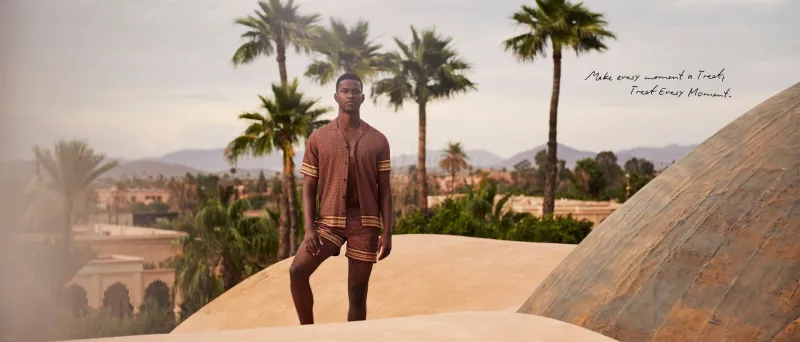 أحدث صيحات قمصان الـCamp Collar الفاخرة للرجال