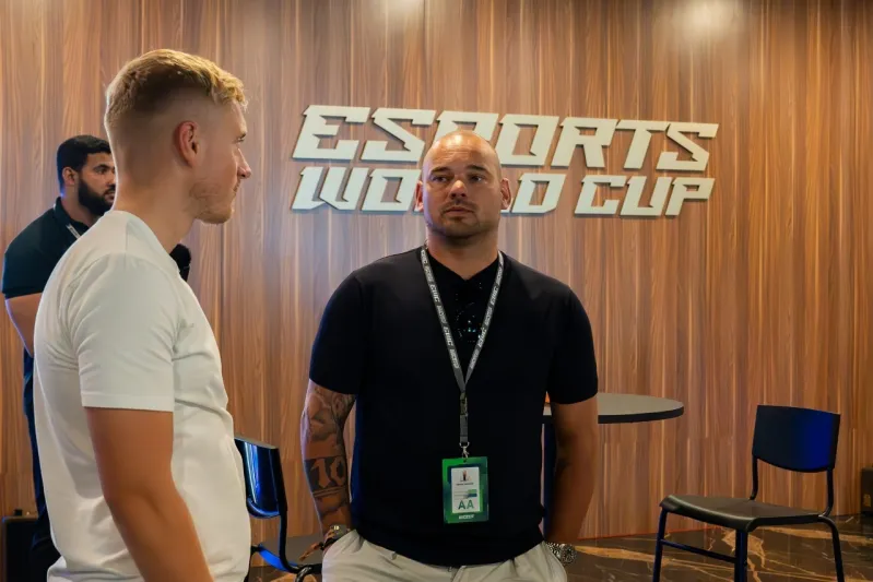 الأسطورة "ويسلي سنايدر": منبهرٌ بكأس العالم للرياضات الإلكترونية وبالتطور الهائل في السعودية