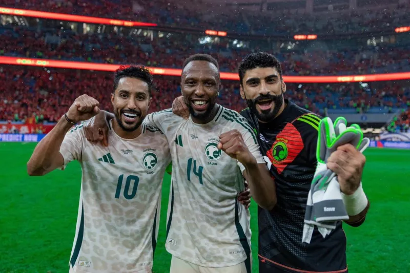 كيف حفز "سالم الدوسري" لاعبو الأخضر قبيل مباراة الصين؟ (فيديو)