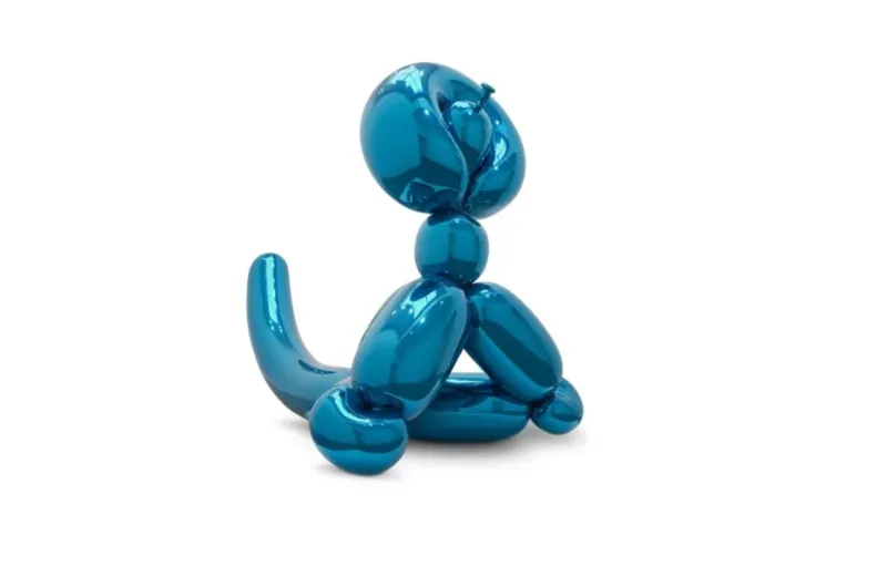 منحوتة "قرد البالون الأزرق" لـ "جيف كونز" في مزاد مقابل 13 مليون دولار