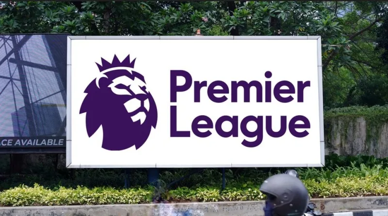 "مانشستر يونايتد" يتصدر عائدات رعاية قمصان أندية الدوري الإنجليزي