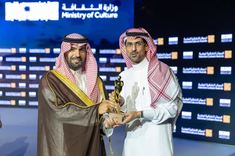 تحت رعاية ولي العهد.. تتويج الفائزين بالجوائر الثقافية الوطنية في دورتها الرابعة (فيديو)