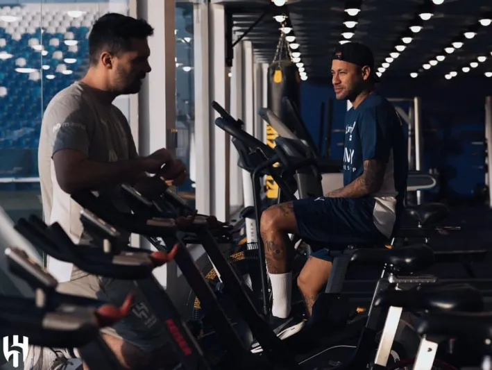 "نيمار" حصل على مبلغ ضخم مقابل كل مباراة خاضها مع "الهلال"