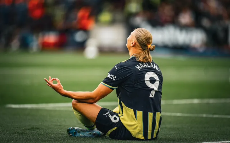 بعد واقعة "جابرييل".. "إيرلينج هالاند" مستمر في إثارة الجدل