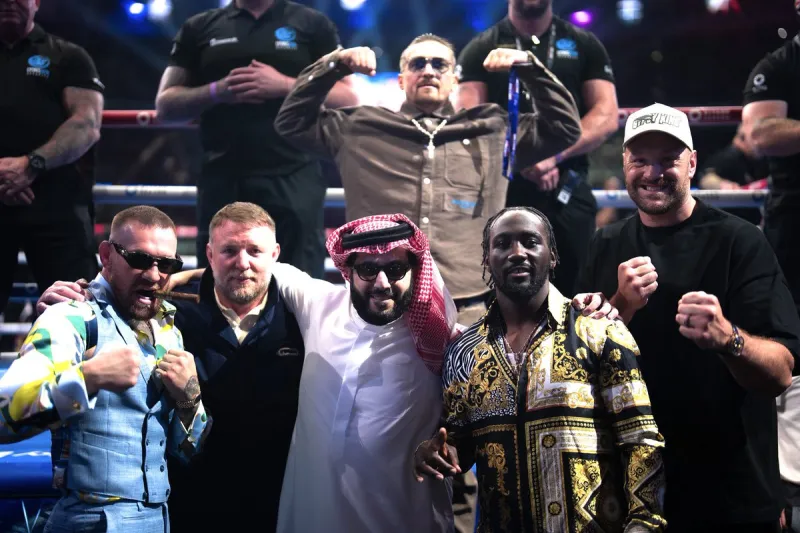 "بي بي سي" البريطانية: بدعم السعودية الملاكمة العالمية في الاتجاه الصحيح