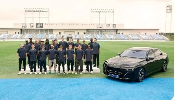 عقب توزيعها عليهم.. اختيارات لاعبي "ريال مدريد" من سيارات BMW