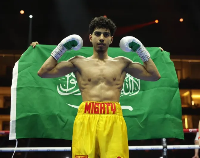 نزالات موسم الرياض.. السعودي محمد العقل يهزم المكسيكي خيسوس غونزاليس