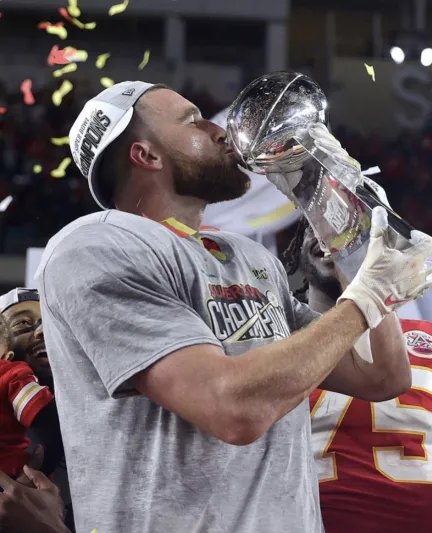 الكذب وخداع النفس.. سر النظام الغذائي لترافيس كيلسي!