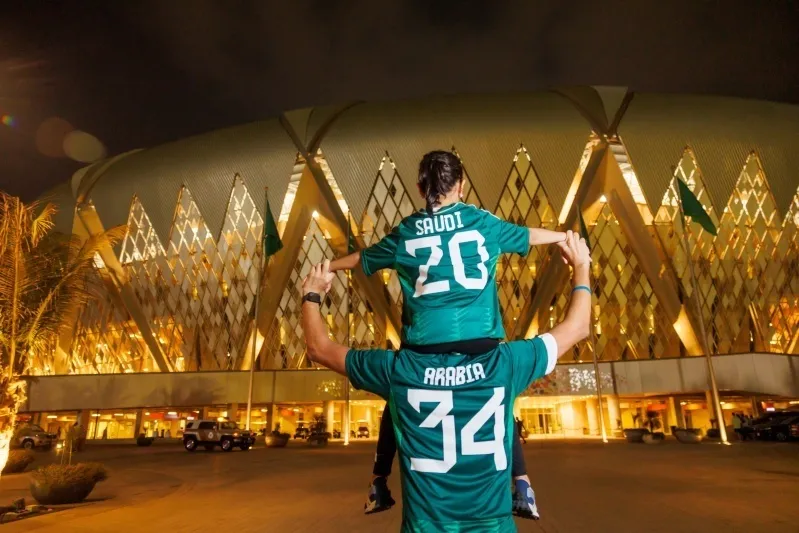 وفد "فيفا" يتفقد منشآت السعودية المرشحة لاستضافة كأس العالم 2034