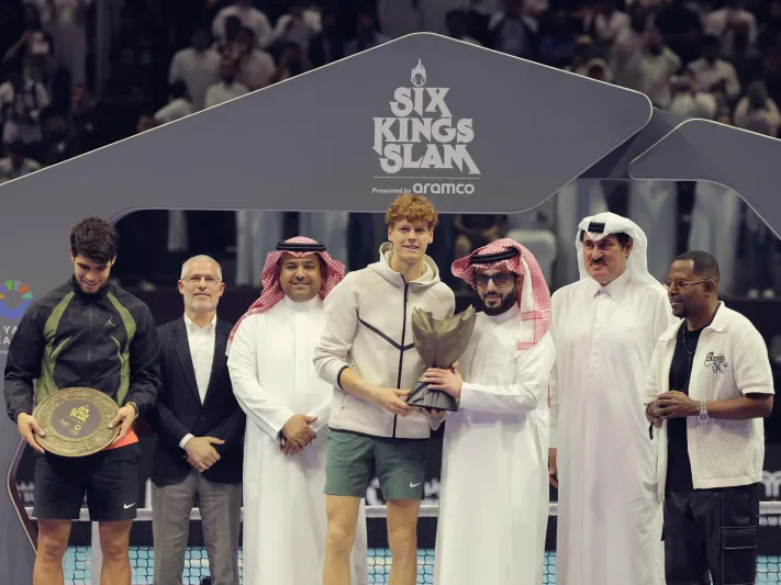 "سينر" يواصل تألقه عالمياً ويتربع على عرش بطولة "The six Kings Slam"