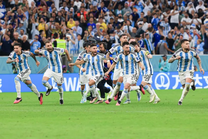 شجار وعنف في لقاء جمع بين منتخبي ناشئين الأرجنتين والإكوادور.. (فيديو)