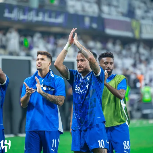 "الهلال" يثأر من "العين" على أرضها ويحسم "الزعامة"! (فيديو)