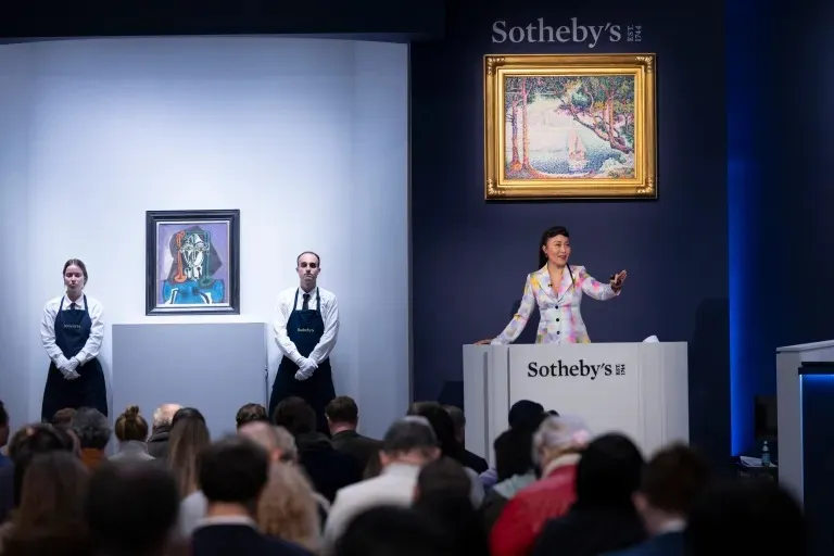 سوثبي تحقق 309 ملايين دولار من مبيعات لأعمال فنية في مزاد نيويورك