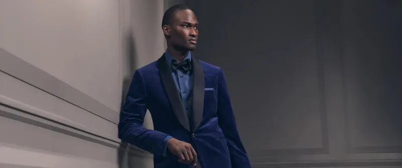 إطلالتك تحت الأضواء: دليل الأناقة المثالي لموسم الاحتفالات