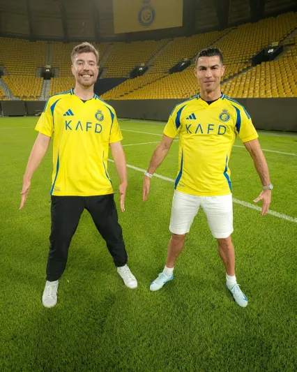 كريستيانو رونالدو يخسر تحديًا أمام شاب سعودي قيمته مليون دولار (فيديو)