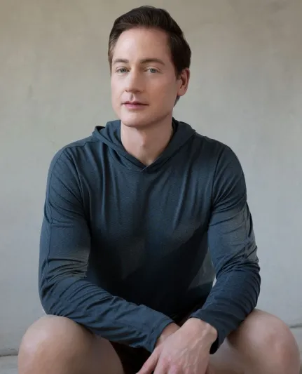 كرس ثروته لمواجهة الشيخوخة.. المليونير بريان جونسون يطمح لشباب دائم