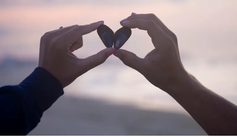 التجارب السابقة للرجل قبل زواجه.. شبح يطارده أم خبرة مكتسبة؟