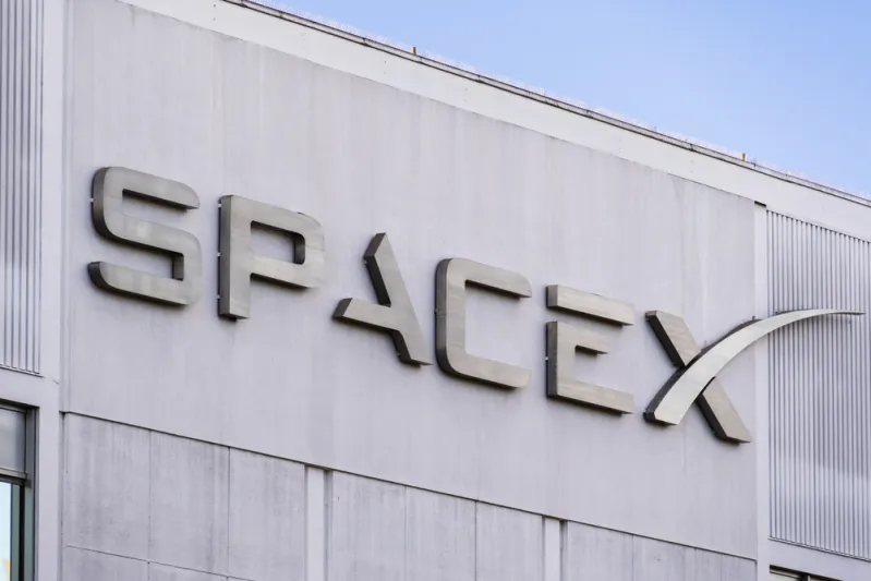 قيمتها ارتفعت لـ 350 مليار دولار.. "SpaceX" توافق على صفقة لشراء أسهم داخلية