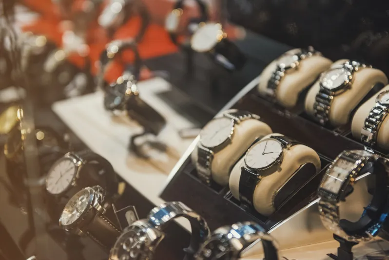 أغلى 5 ساعات بيعت في مزاد على الإطلاق (إنفوجراف)