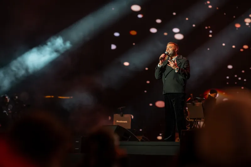 رامي صبري ونانسي عجرم يشعلان أجواء حفل موسم الرياض (فيديو)