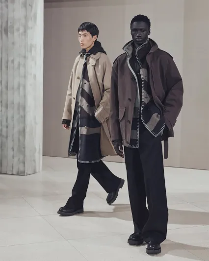 "هيرميس" تعرض مجموعتها لخريف وشتاء 2025-2026 في أسبوع باريس للموضة