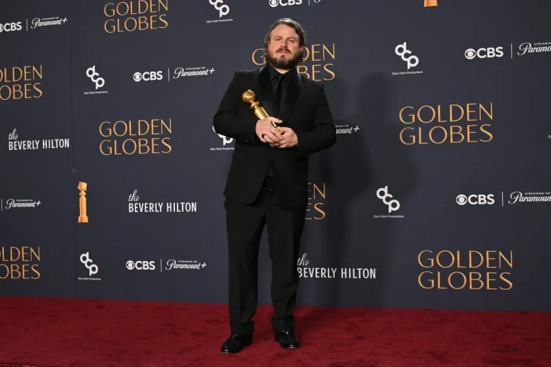 حفل توزيع جوائز "جولدن جلوب" 2025 يتلألأ ببريق المشاهير