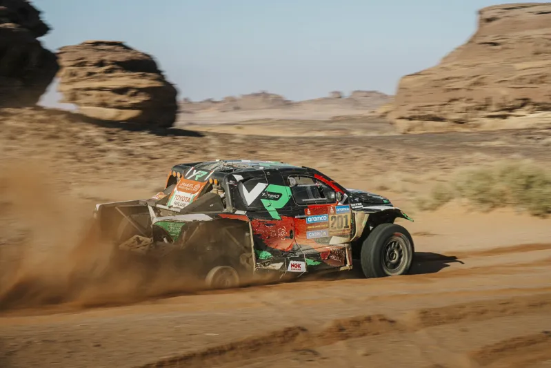 يزيد الراجحي يفوز بالمرحلة الرابعة من رالي داكار السعودية