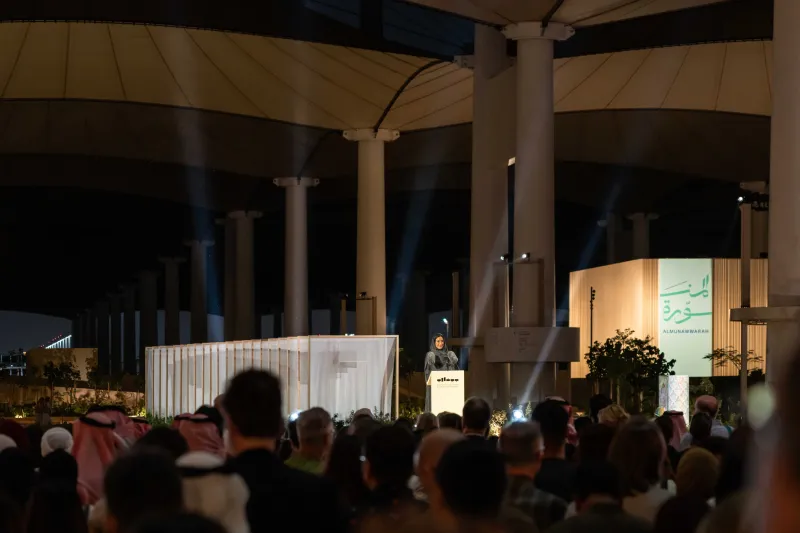 افتتاح بينالي الفنون الإسلامية 2025 في جدة بعنوان "وما بينهما"