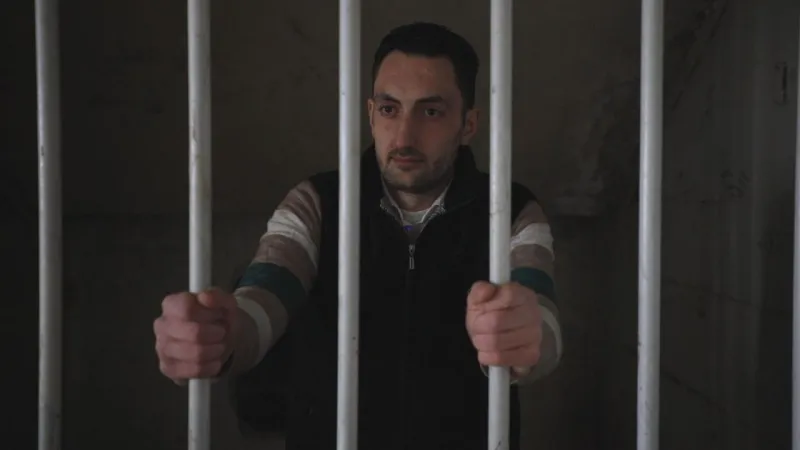 "الشرق الوثائقية" تكشف خفايا سجن صيدنايا برفقة الناجين منه