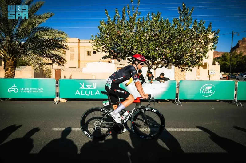 البلجيكي تيم ميرليه يفوز بالمرحلة الأولى من سباق طواف العُلا 2025