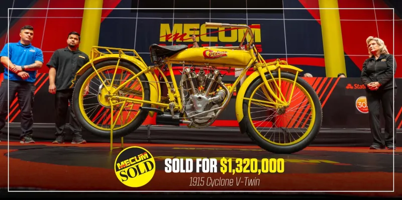 دراجة Cyclone V-Twin موديل 1915- مصدر الصورة @mecum دراجة نارية يتجاوز عمرها 100عام تحقق 1.3 مليون دولار في مزاد!