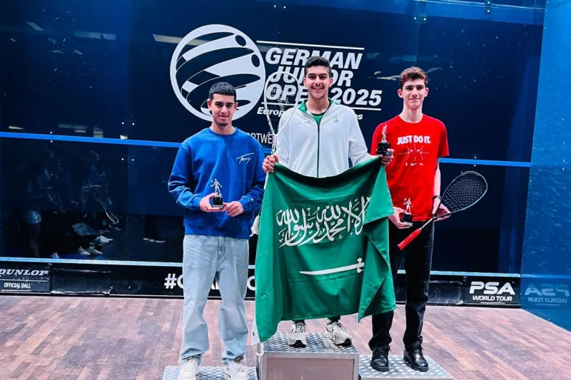 "آل نصفان" لاعب الإسكواش السعودي يضيف لقبًا دولياً جديدًا لمسيرته