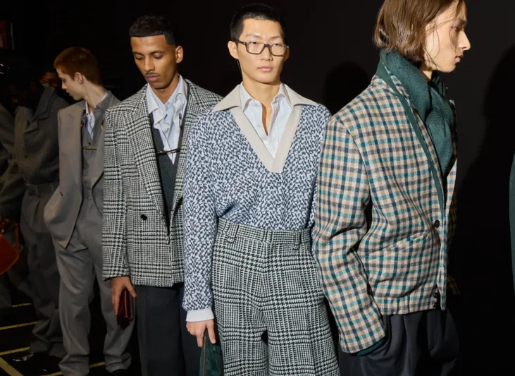 مستعينًا بأحدث الصيحات.. كيف تنسق ألوان إطلالاتك المميزة في رمضان؟