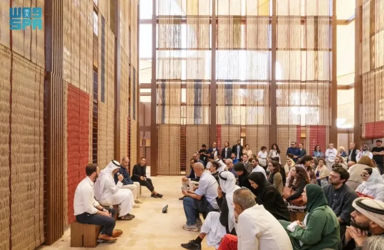  بينالي الفنون الإسلامية يجذب الزوار بفعاليات ثقافية متنوعة