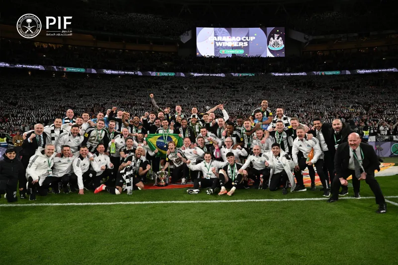 تتويج للاستثمار السعودي .. نيوكاسل يحقق كأس الرابطة الإنجليزية