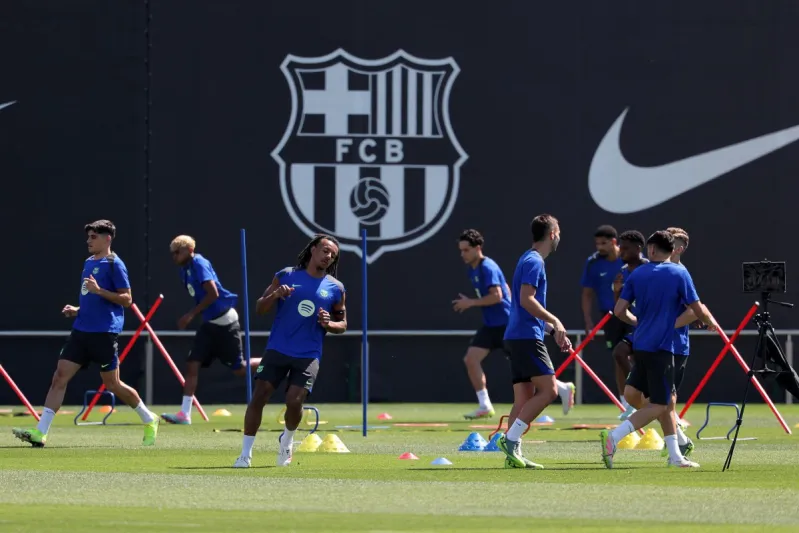 برشلونة أمام اختبار صعب ضد إنتر ميلان اليوم في دوري أبطال أوروبا