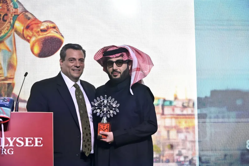 تركي آل الشيخ.. مهندس ثورة الملاكمة العالمية من قلب الرياض