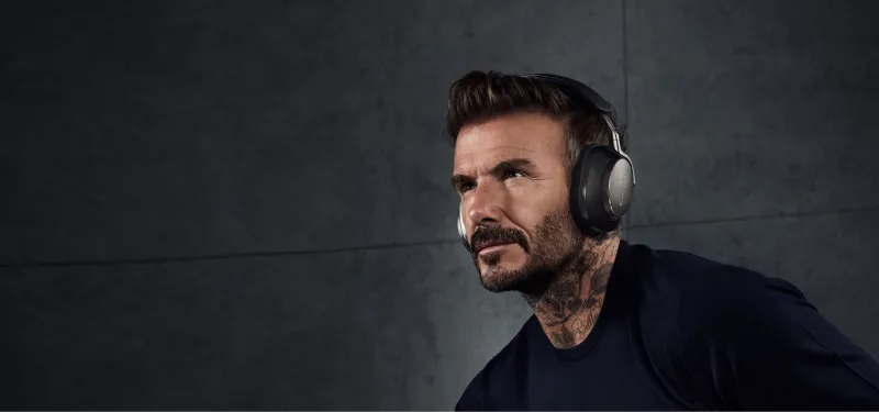 سماعات بلوتوث 2025 فاخرة لأداء استثنائي في النادي الرياضي 