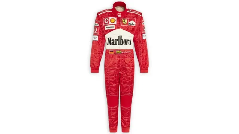 بدلة مايكل شوماخر الشهيرة من الجائزة الكبرى المجري للبيع بمزاد