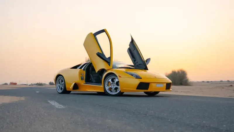عرض لامبورغيني مورسيلاجو 2004 للبيع في مزاد بـ370 ألف دولار