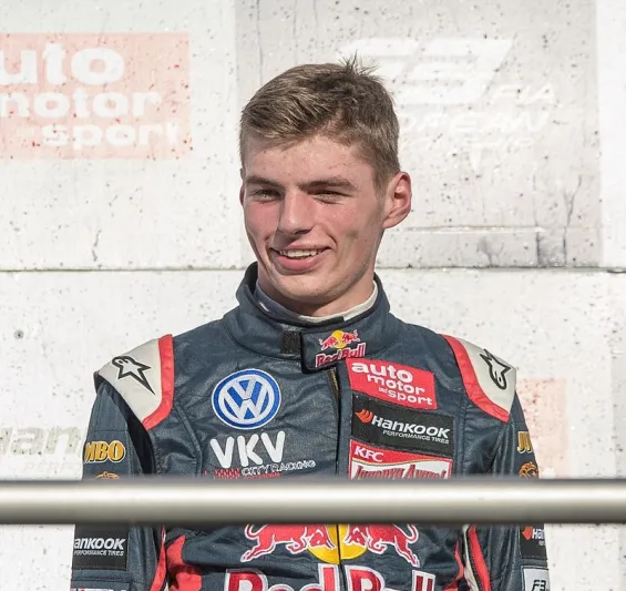 فورمولا 1.. فرستابن ينطلق أولاً في جائزة اليابان الكبرى للعام الرابع تواليًا