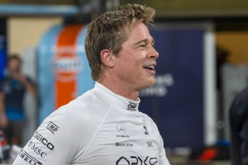 بعد 3 سنوات من الحب.. براد بيت يقاوم  للحفاظ على علاقته بإينس دي رامون